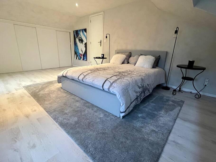 Charmante Maison De Vacances Vaux-sur-Sure Exteriér fotografie